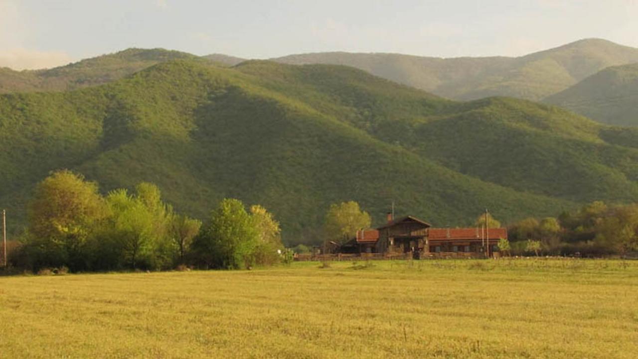 Ihnilatis Kerkíni Exterior foto